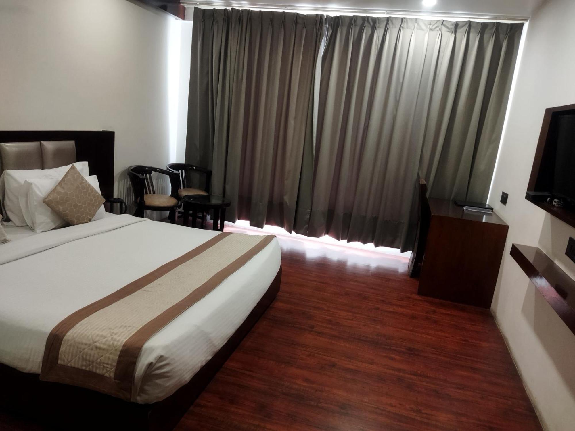 Tgi Apple Inn Jaipur Eksteriør billede