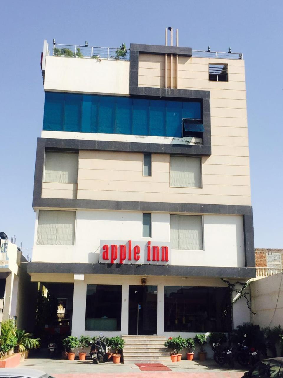 Tgi Apple Inn Jaipur Eksteriør billede